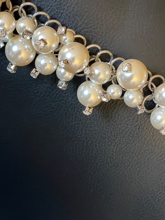 Chico\'s New Faux Pearl Rhinestone Silver Tone Chain Statement Belt main image 16